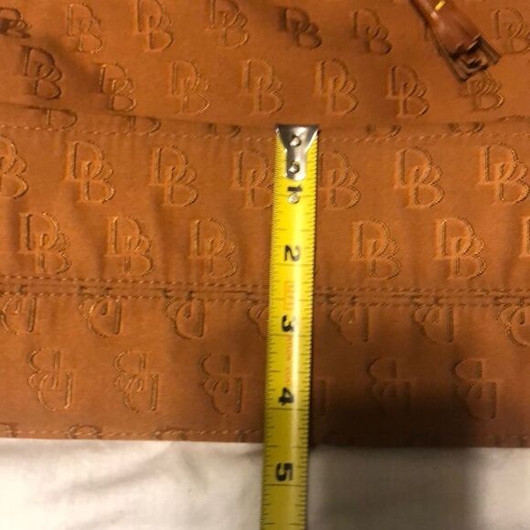 Dooney & Bourke Tote Bag - Picture 9 of 10